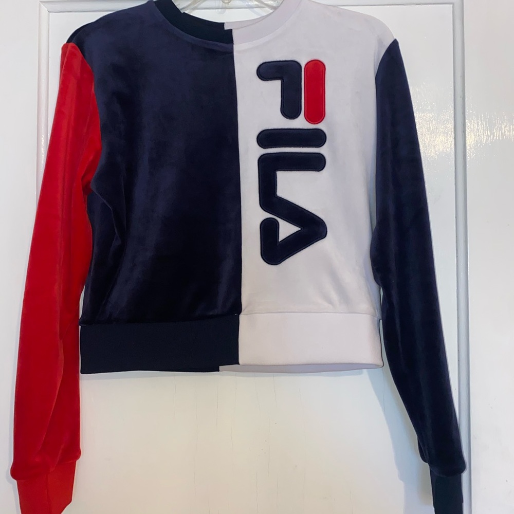 Velvet Fila Top